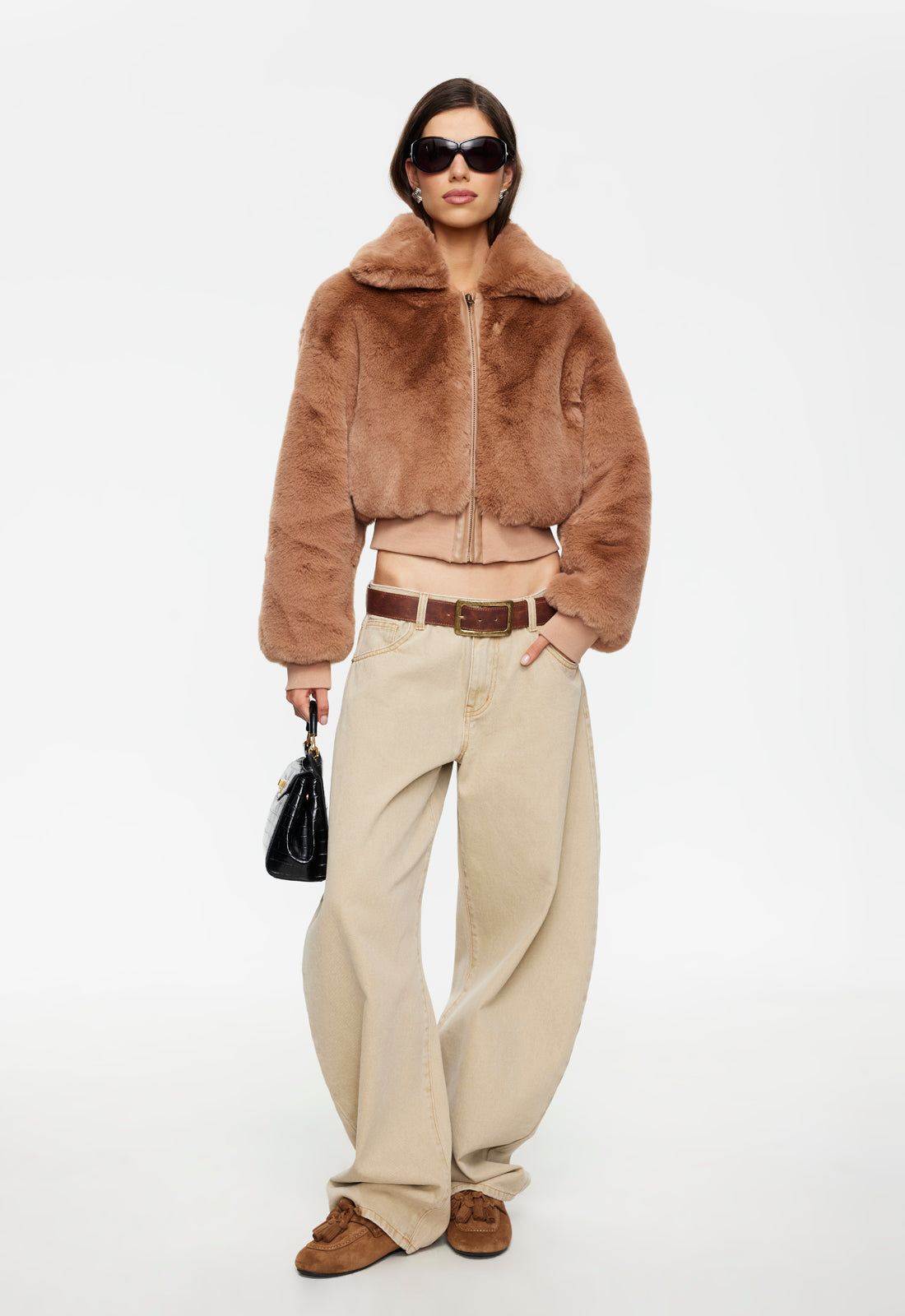 2026_01_27_LIONESS_ECOMM_MAR_LIV_MARCH_ECOMM_311