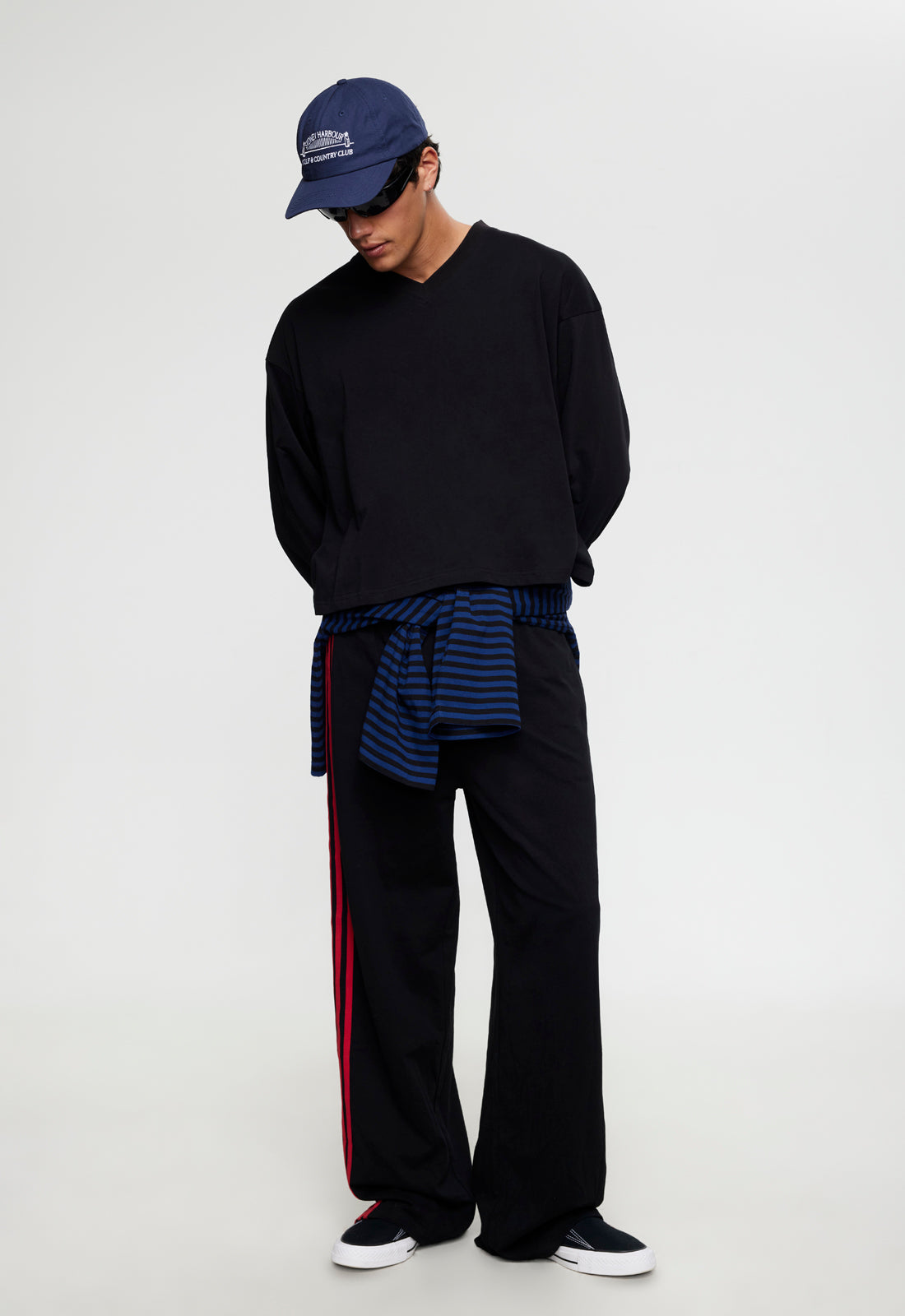BLOOM V LONG SLEEVE - ONYX