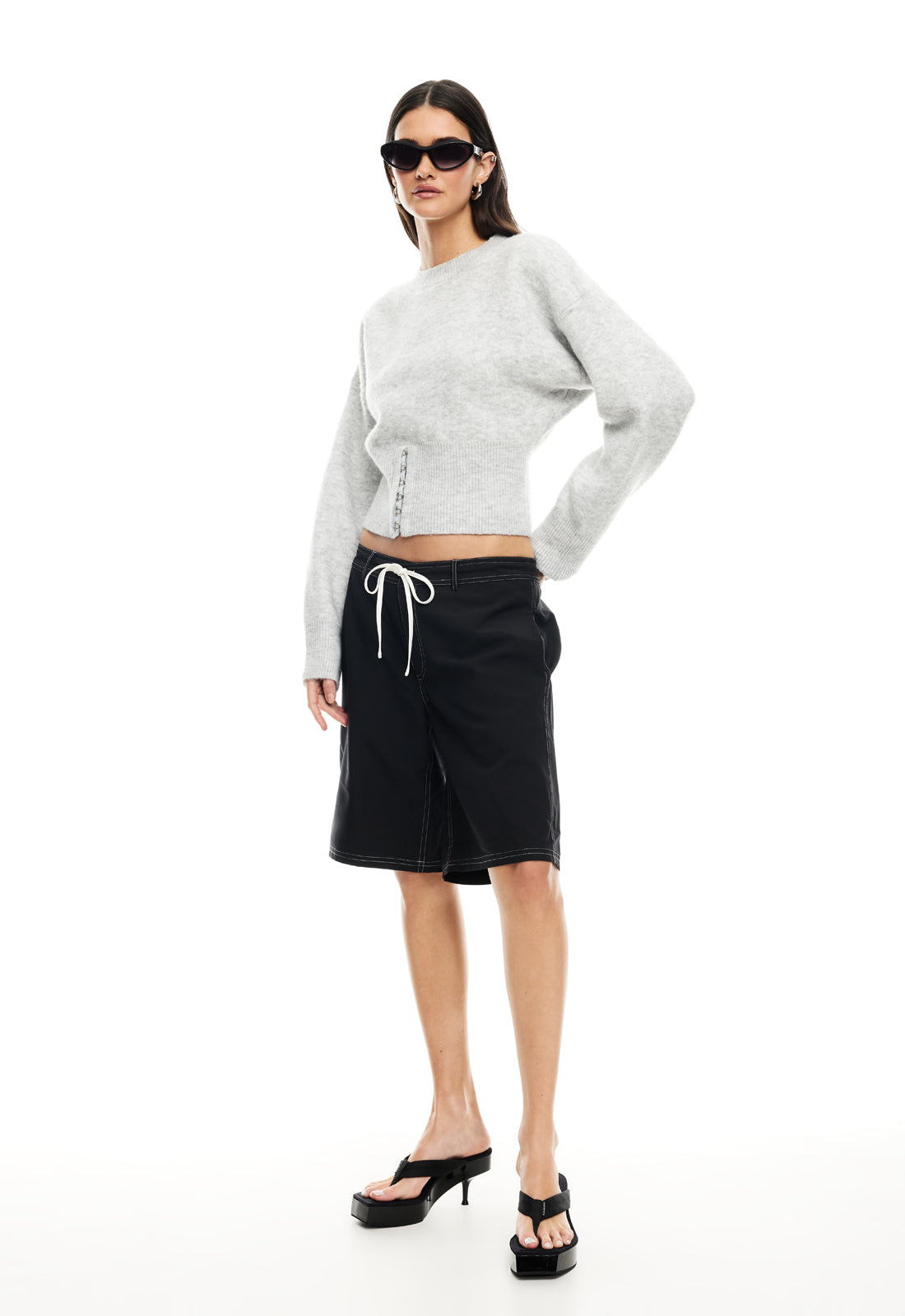 VOGUE CONTRAST SHORTS - ONYX