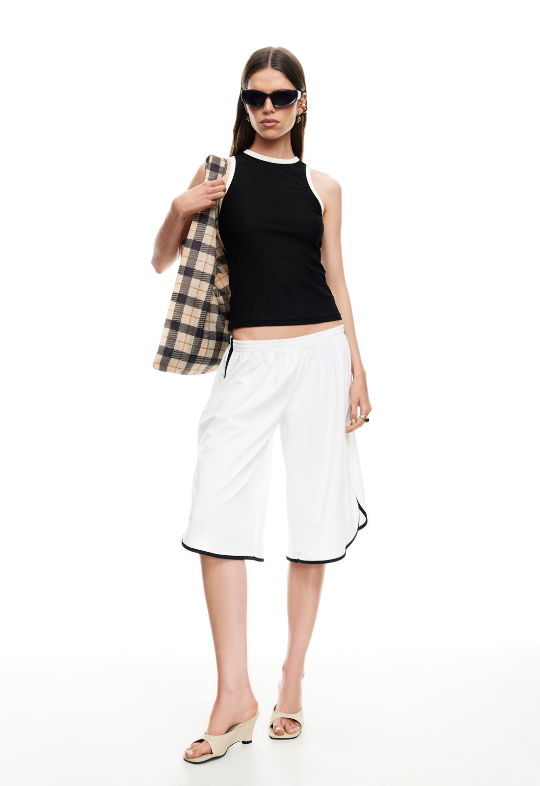 LT1333-2508-NOIR-LB724-2402-PORCELAIN-2jpg