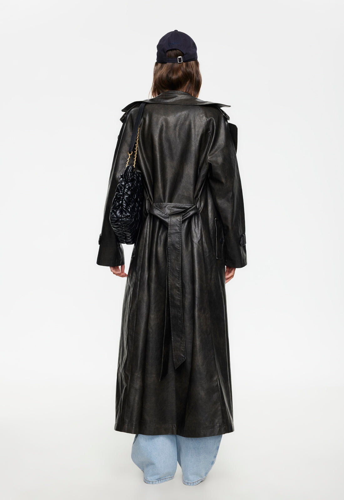 Off Duty Coat | Washed Onyx | Lioness – LIONESS FASHION USA