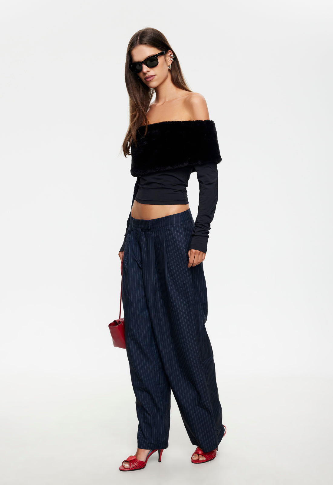 WALDORF OFF SHOULDER - PITCH
